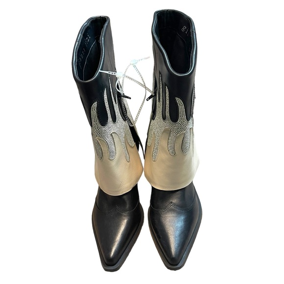 Gianni Bini CONLEYTWO Western Rhinestone Flame Foldover Boots - Picture 8 of 14